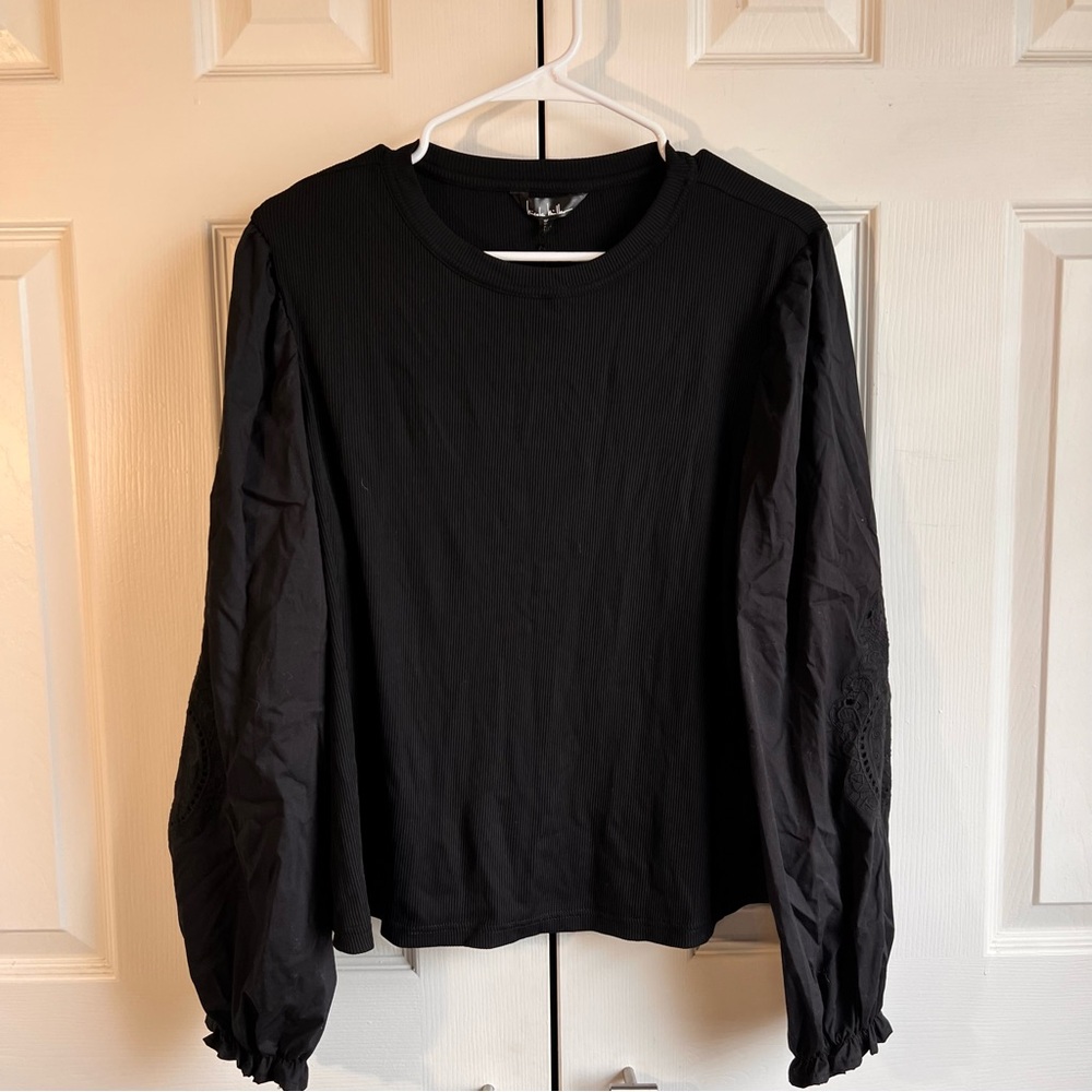 Women’s long sleeve blouse size large